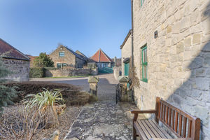 Photo 27- click for photo gallery